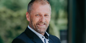 Beitragsbild des Blogbeitrags hobex: Michael Bratl ist neuer CEO