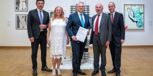Beitragsbild des Blogbeitrags Prof. Horst Knapp-Preis 2022 wurde an Dieter Bornemann verliehen