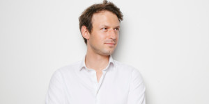 Beitragsbild des Blogbeitrags David Mayer-Heinisch, froots: „Innovationen beginnen und enden für mich mit dem Menschen.”