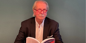 Beitragsbild des Blogbeitrags Gerhard Weibold: „Ein umfassendes Themenspektrum wie Finanzbildung ist gar nicht so leicht abzubilden.”