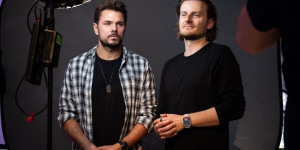 Beitragsbild des Blogbeitrags Bitpanda schlägt mit Stan Wawrinka auf
