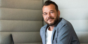 Beitragsbild des Blogbeitrags Dietmar Authried, coeo: „Der Einsatz von KI sollte die Entscheidungsfreiheit der Kunden respektieren.“