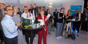 Beitragsbild des Blogbeitrags Die schönsten Fotos der Finance Marketer of the year Award-Verleihung