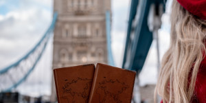 Beitragsbild des Blogbeitrags Passport Covers Made of Recycled Leather by YAGA: Giveaway 