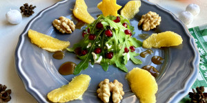 Beitragsbild des Blogbeitrags Weihnachtsvorspeise – Weihnachtsbäume aus Ziegenfrischkäse