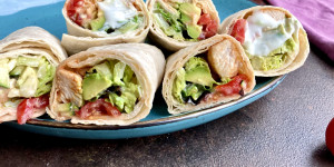 Beitragsbild des Blogbeitrags Wraps mit Hähnchen & Wraps richtig rollen