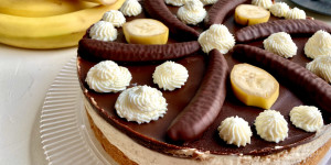 Beitragsbild des Blogbeitrags Schoko Bananen Torte
