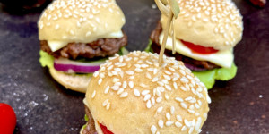 Beitragsbild des Blogbeitrags Mini Burger Rezept