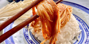 Beitragsbild des Blogbeitrags Enoki Pilze Rezept