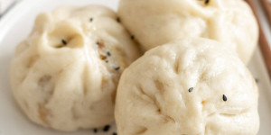 Beitragsbild des Blogbeitrags Vegane Baozi mit Gemüse und Tofu