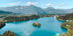 Beitragsbild des Blogbeitrags Bled in Slowenien: Die schönsten Sehenswürdigkeiten und Ausflugsziele