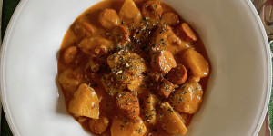 Beitragsbild des Blogbeitrags Kartoffelgulasch