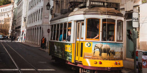 Beitragsbild des Blogbeitrags Geld abheben in Portugal: So sparst Du Gebühren