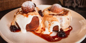 Beitragsbild des Blogbeitrags Rumänisches Essen: 15 Spezialitäten der Küche von Rumänien