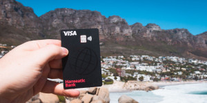 Beitragsbild des Blogbeitrags Bezahlen mit Karte in Südafrika: So vermeidest Du Gebühren