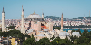 Beitragsbild des Blogbeitrags Geld in die Türkei schicken: So vermeidest Du hohe Gebühren
