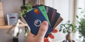 Beitragsbild des Blogbeitrags Welchen Wechselkurs haben Kreditkarten? 