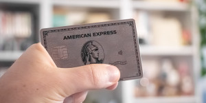 Beitragsbild des Blogbeitrags Amex Freunde werben: So geht es in Österreich