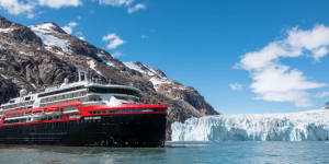 Beitragsbild des Blogbeitrags Arktis Kreuzfahrt: 8 besten Routen für Seereisen im Norden