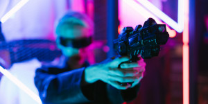 Beitragsbild des Blogbeitrags Das ungeimpfte Flintenweib