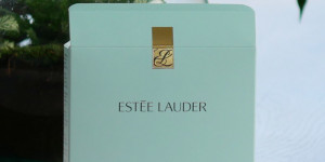 Beitragsbild des Blogbeitrags Estée Lauder Advanced Night Repair Eye Mask – die prominente Augenpads von der Luxus-Marke