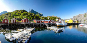 Beitragsbild des Blogbeitrags 40 Highlights auf den Lofoten (mit Karte)