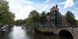 Beitragsbild des Blogbeitrags Wo in Amsterdam übernachten – die wichtigsten Tipps – Dein Cityguide 