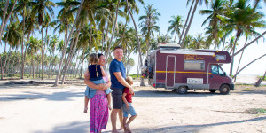 Beitragsbild des Blogbeitrags Jessica & Fabian Israel – 28 Monate Familien Roadtrip – im Interview — 