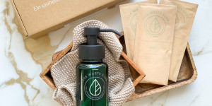 Beitragsbild des Blogbeitrags #09 Warum eine natürliche Hautpflege ebenso wertvoll ist, wie sich gesund zu ernähren. Interview mit Rosalie Schmid, Gründerin des „Less Waste Club“