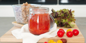 Beitragsbild des Blogbeitrags Italienische Tomatensauce (Meal-Prep-Basic)