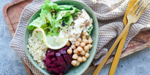 Beitragsbild des Blogbeitrags 5 abwechslungsreiche Rezepte mit Quinoa (vegan u. vegetarisch, glutenfrei) 