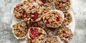 Beitragsbild des Blogbeitrags Himbeer Hafer Müslimuffins