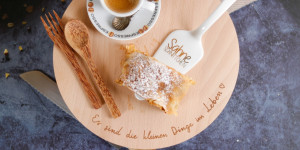Beitragsbild des Blogbeitrags „Bitte ausziehen“ – Strudelteig selber machen
