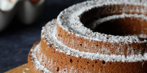 Beitragsbild des Blogbeitrags Eiweiß-Schokokuchen