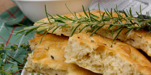 Beitragsbild des Blogbeitrags italienische Focaccia (die)