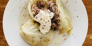 Beitragsbild des Blogbeitrags Galuschdi – köstliches Gericht mit Weißkraut 