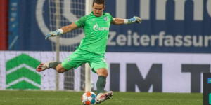 Beitragsbild des Blogbeitrags Bei Fodas „Einserfrage“ ist Schalke-Debütant Fraisl noch außen vor