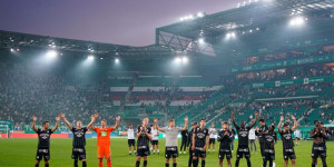 Beitragsbild des Blogbeitrags Nach zehn Jahren wieder Europa League in Liebenau: Die Sturm-Hütte brennt!