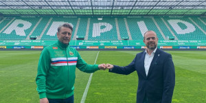 Beitragsbild des Blogbeitrags Heraf kann über Fantasy-Trainer reden, Kühbauer „muss“ schweigen