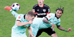 Beitragsbild des Blogbeitrags Valentino Lazaro bei elf Kandidaten für den Puskas-Preis