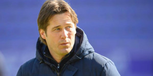 Beitragsbild des Blogbeitrags Welcher Klub in Österreich zahlt dem Sportchef 30.000 Euro im Monat? 