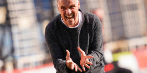 Beitragsbild des Blogbeitrags Als Hartberg-Trainer kann Klaus Schmidt mit Admira „abrechnen“