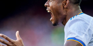 Beitragsbild des Blogbeitrags Alaba gegen Lewandowski beim ersten Clasico in Las Vegas
