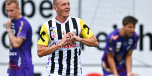Beitragsbild des Blogbeitrags Der LASK ist besser geworden! Erster Ärger über Referee und VAR