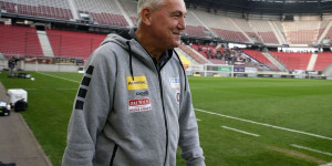 Beitragsbild des Blogbeitrags Wiener Unikum Pacult als neuer Stern des Südens, Ende für Klose in Altach