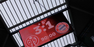 Beitragsbild des Blogbeitrags Bayern am Tiefpunkt und ratlos: Auch die Tabellenführung ist weg