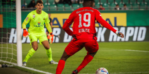 Beitragsbild des Blogbeitrags Bei hundert Prozent Salzburg hat Rapid keine Chance