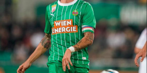 Beitragsbild des Blogbeitrags Kapitän Burgstaller wird Rapid mindestens noch fünfmal fehlen!