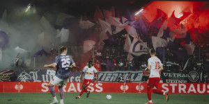 Beitragsbild des Blogbeitrags Superstimmung, wenig Spannung, unnötige Fouls: Das Salzburg-Derby