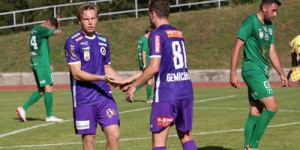 Beitragsbild des Blogbeitrags Pacults Plan mit Ex-Rapidler gegen Rapid! Salzburg verlängerte mit Forson